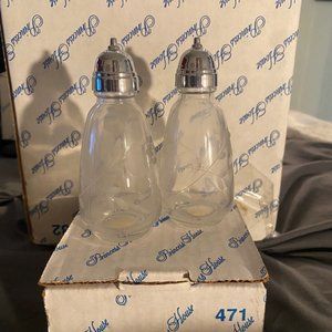 Vintage Princess House Heritage Salt Pepper Crystal Shakers